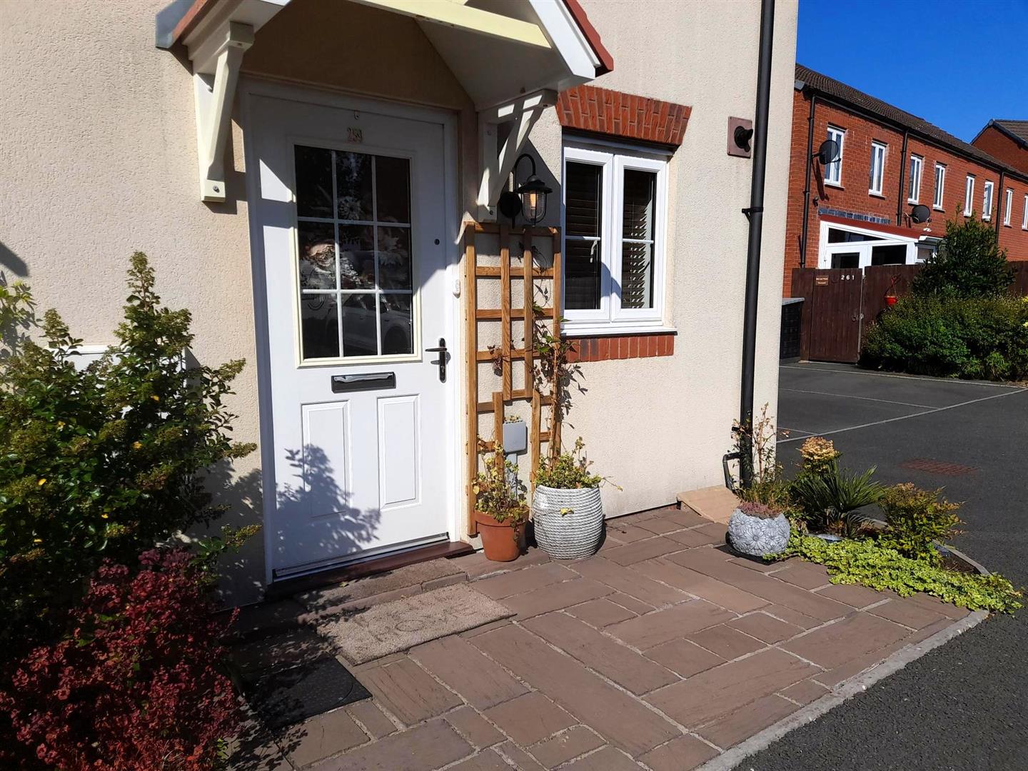 Stryd Bennett, Llanelli, SA15 4DQ